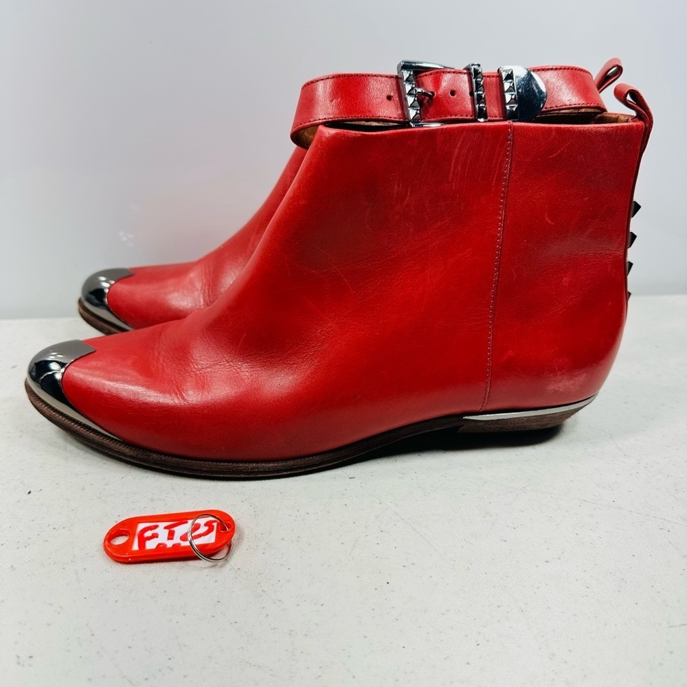 SCHUTZ Red Ankle Boots with Silver Details size 7,5